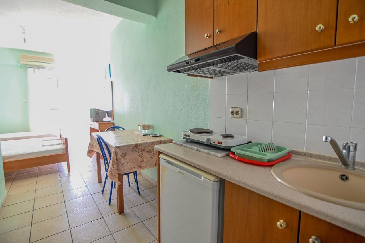 Greece Asprovalta Rooms Accomodation Apartment Hotel Petalo Bagian luar foto