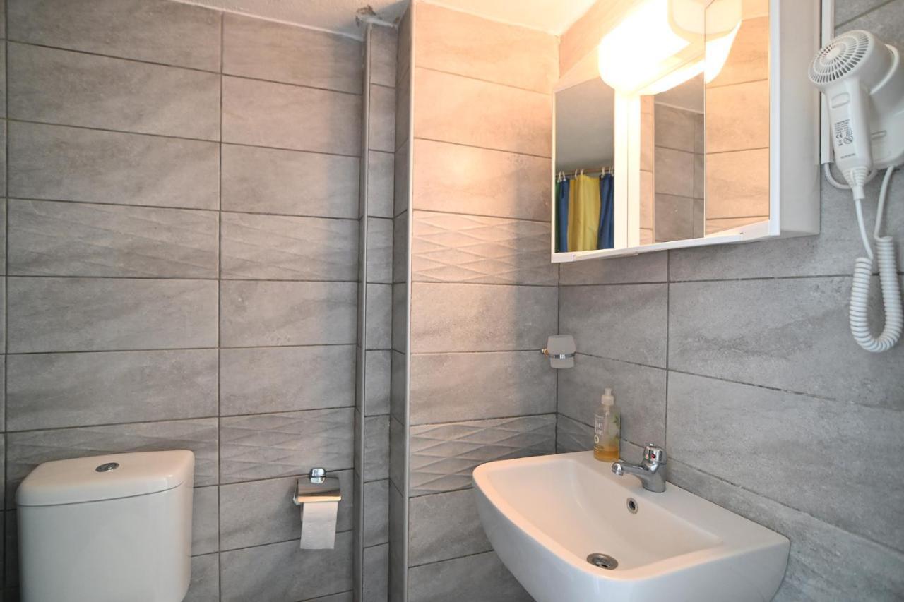 Greece Asprovalta Rooms Accomodation Apartment Hotel Petalo Bagian luar foto